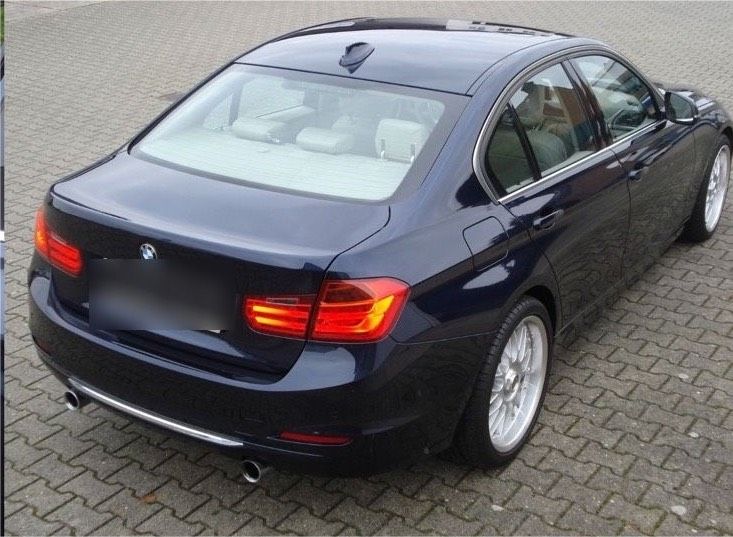 BMW 335i Luxury Line XDrive in Stuttgart