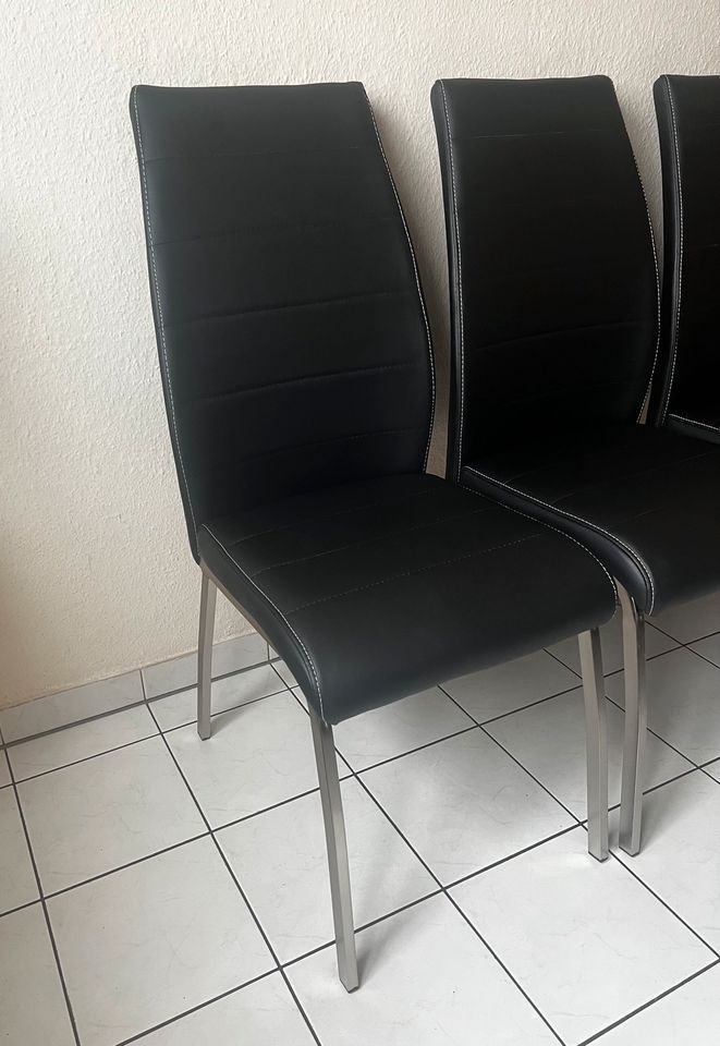 Stühle Kunstleder Schwarz (Wie Neu) in Seligenstadt