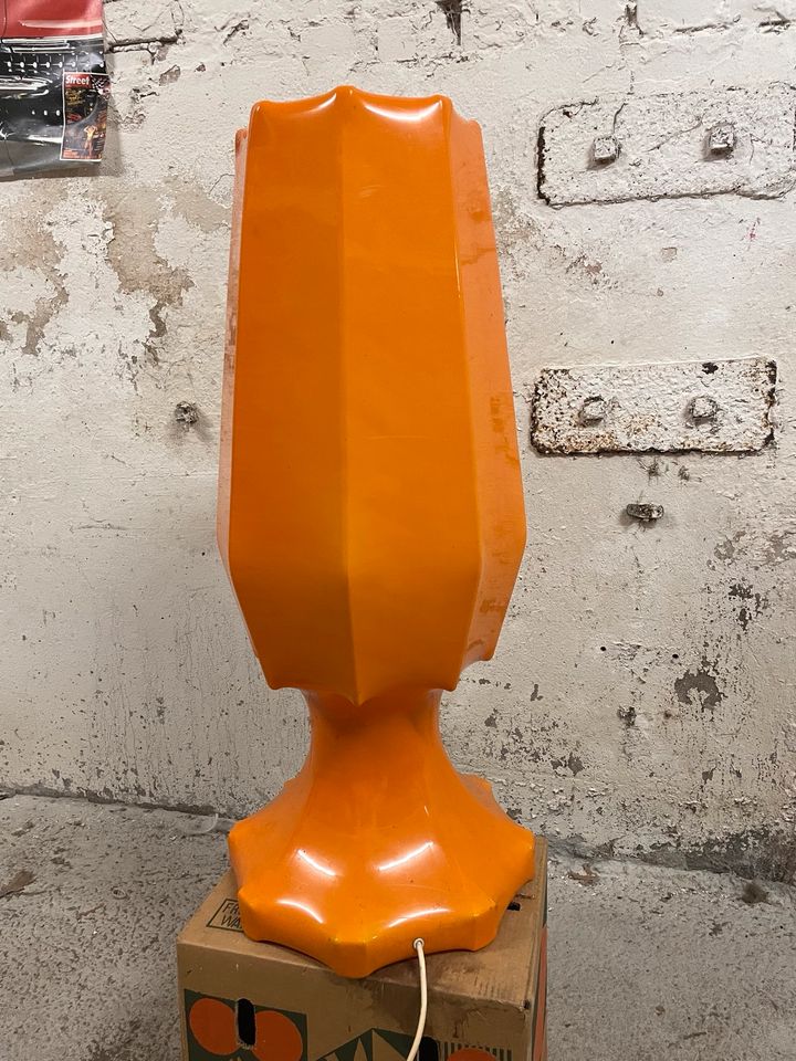 Ilkaplast Retro Stehlampe Orange 60/70 Jahre in Garbsen