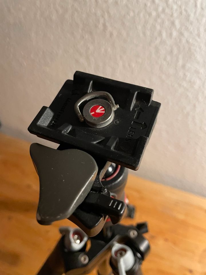 Manfrotto Stativ - Tripod in Berlin