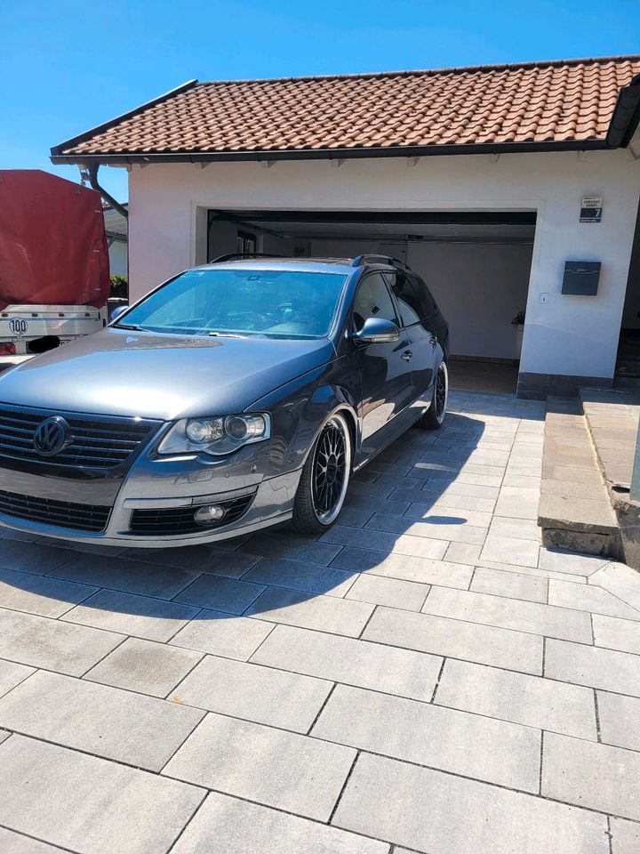 Passat 3c R32  4Motion DSG Daytonagrau Alcantara tüv neu in Vilsbiburg