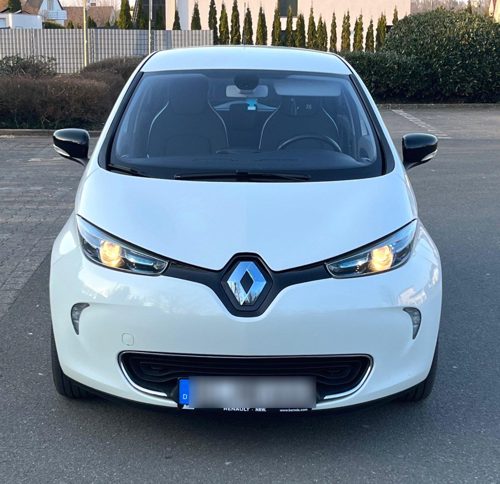 Abbildung des Autos Zoe Intens Q210 weiß mit…