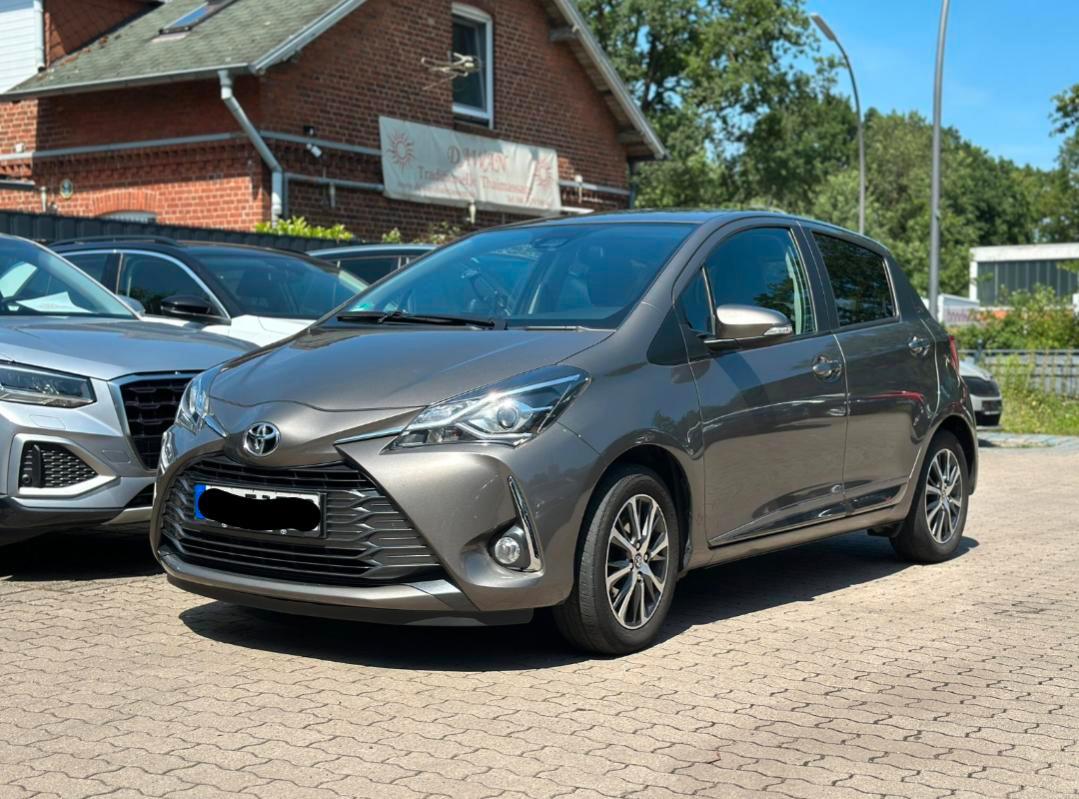 Abbildung des Autos Toyota Yaris Y20 *AHK *n…