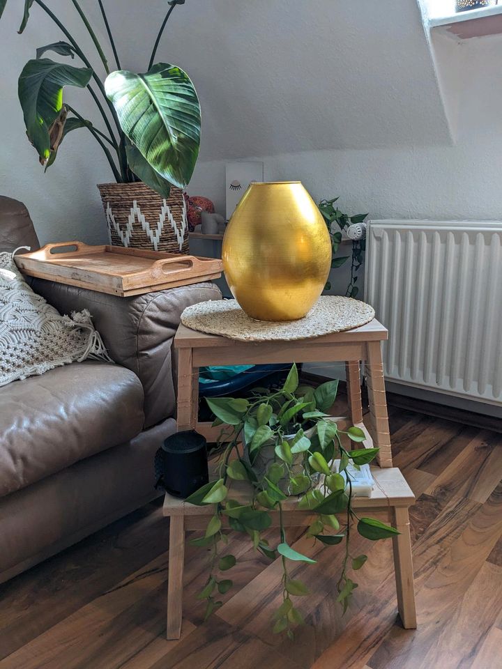 Dekorative goldenen Vase in Köln
