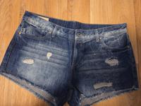 kurze Hose Jeans C&A Clockhaus Gr.40 Damen Sachsen - Lichtenstein Vorschau