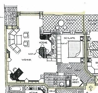 Chemnitz-Kaßberg: Wohnungspaket in bester Lage (2 ETW vermietet, Lift, Balkon, 2 SP, Fernwärme)! in Chemnitz