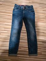 NEUW. Street one Jeans 28 30 dunkelblau nur 1-2x getragen HEUTE Nordrhein-Westfalen - Kerpen Vorschau