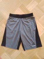 Reebok kurze Hose Gr. XS neuwertig Bayern - Neufahrn Vorschau