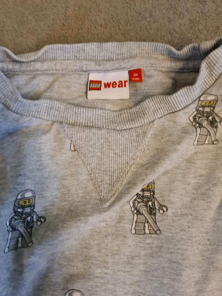 Sweatshirt Lego Ninjago grau 134 in Wittingen