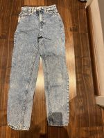 Pull & Bear Damen Mädchen Jeans Mom Style 32 XXS blau NEUWERTIG Niedersachsen - Hemmingen Vorschau