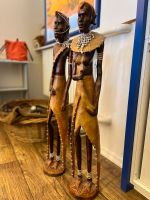 Afrikanische Holzfiguren ca. 100 cm Düsseldorf - Düsseltal Vorschau