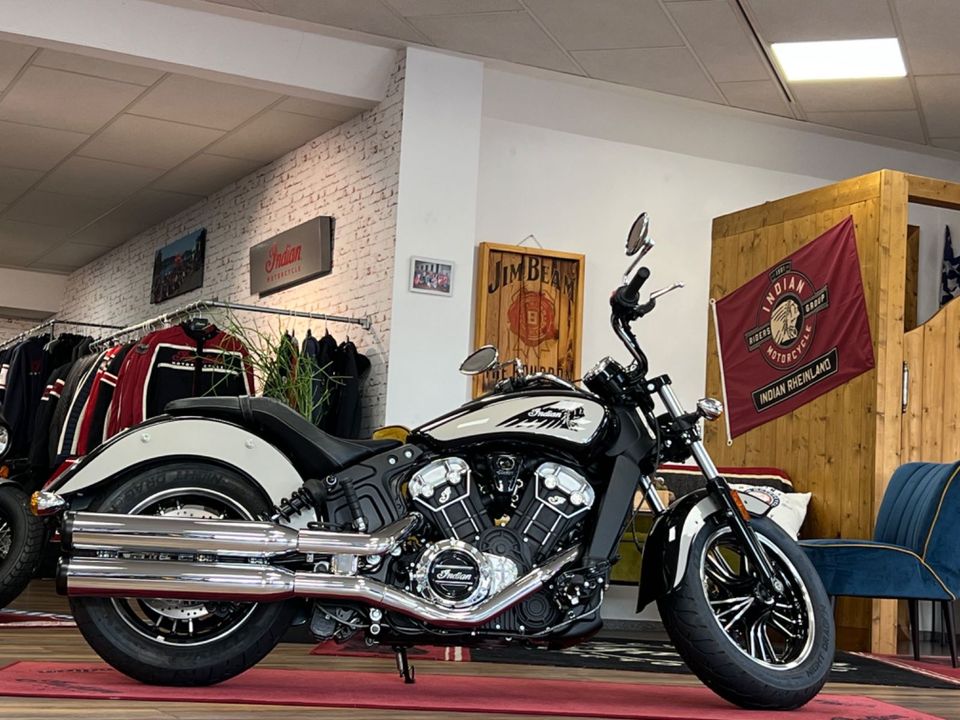 Indian Scout Icon Black/Silver Quartz Metallic in Bergheim