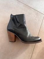 Marc O‘Polo Boots Damen Leder Gr. 38 Sachsen - Taucha Vorschau