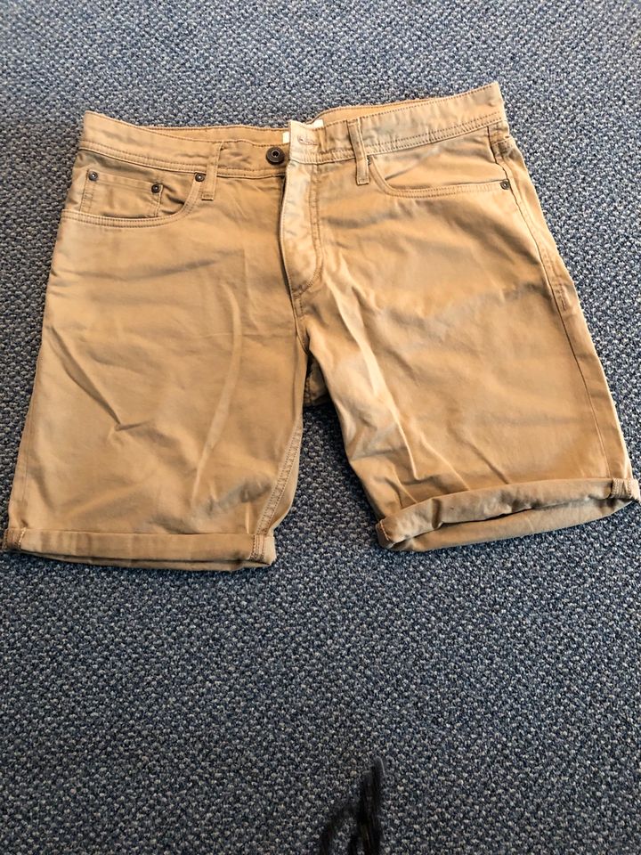 Chino Shorts von Jack &Jones Gr. L Regular fit in Oberhausen