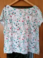 Shirt Damen Größe 44/46 sehr guter Zustand weiß Blumen Thüringen - Hermsdorf Vorschau