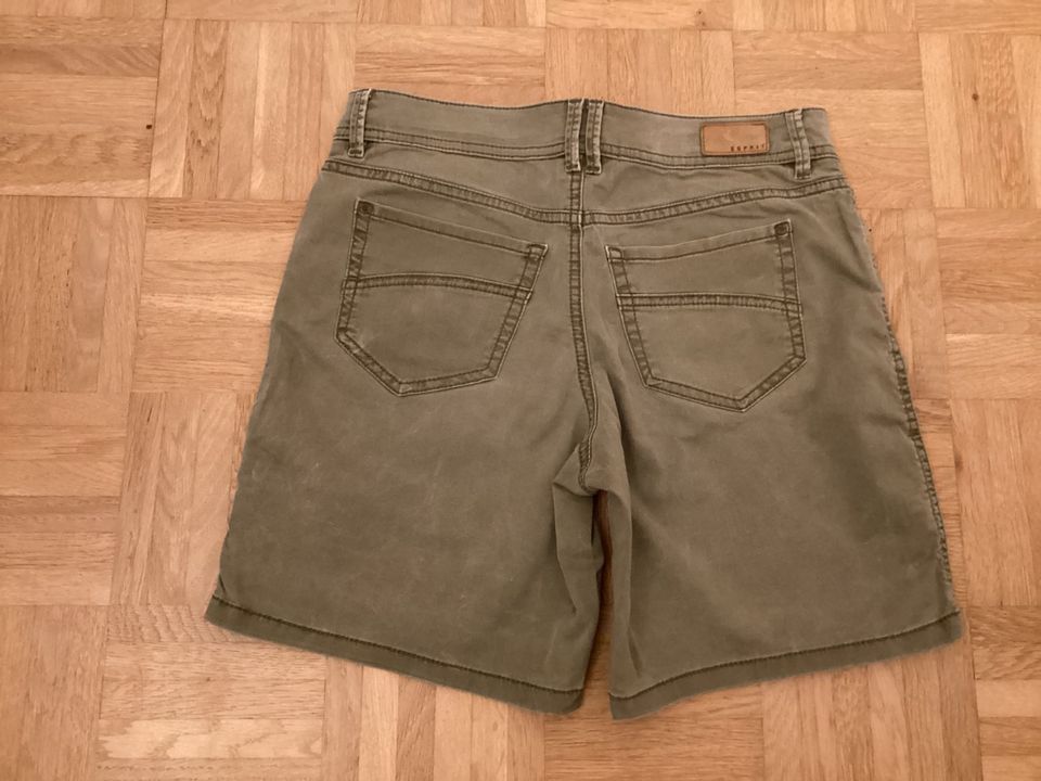 Cargo Shorts von Esprit, Gr. 32 in Iserlohn