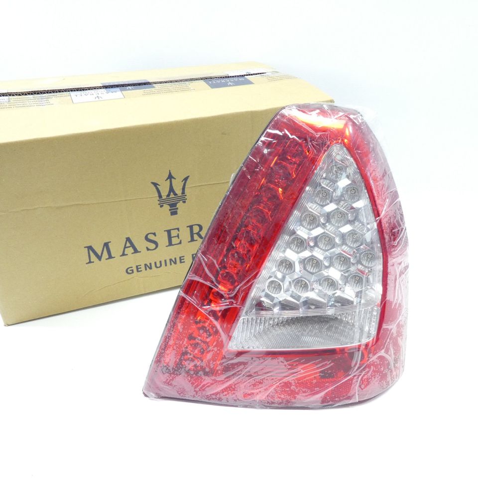 Orig. Maserati Quattroporte M139 LED Rückleuchte Rücklicht 208578