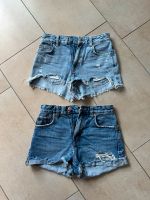 2 Shorts Pull & Bear Damen Gr 32 kurze Hose Jeans Nordrhein-Westfalen - Hövelhof Vorschau