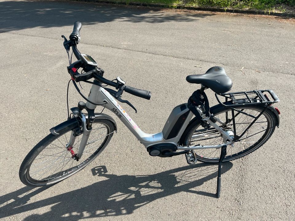 SINUS E-Bike Tria N8 Silber Matt 28 Zoll in Gießen