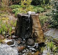 massiver Wasserbrunnen aus Stein - ohne Pumpe Niedersachsen - Walchum Vorschau