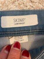 Jeans Damen Gr.27/30 Skinny low waist Nordrhein-Westfalen - Telgte Vorschau