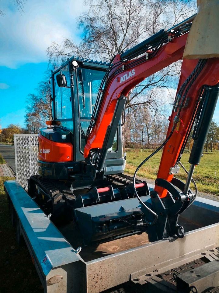 NEUFAHRZEUG - Atlas AC 25UF Minibagger Kurzheck - Einsatzgewicht 2,65 t - Motorleistung 14.6 kW / 2400 rpm - Motor Marke YANMAR - Kompaktbagger Baufahrzeug Baumaschine Gartenbagger Kettenbagger kaufen in Heemsen