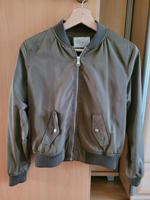 Bomberjacke Bershka Größe M Khaki Nürnberg (Mittelfr) - Südoststadt Vorschau
