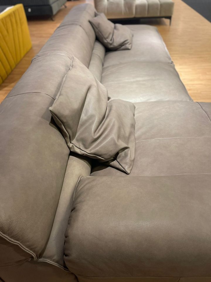 Designwerk Vola Ecksofa Sofa Polstergarnitur Ledersofa Braun in Taufkirchen Vils