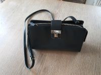 Original TOMMY HILFIGER Tasche schwarz und gold, Umhängetasche Bayern - Bruck Vorschau