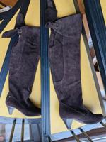 Overknee / Kniehohe Stiefel aus Wildleder Düsseldorf - Vennhausen Vorschau