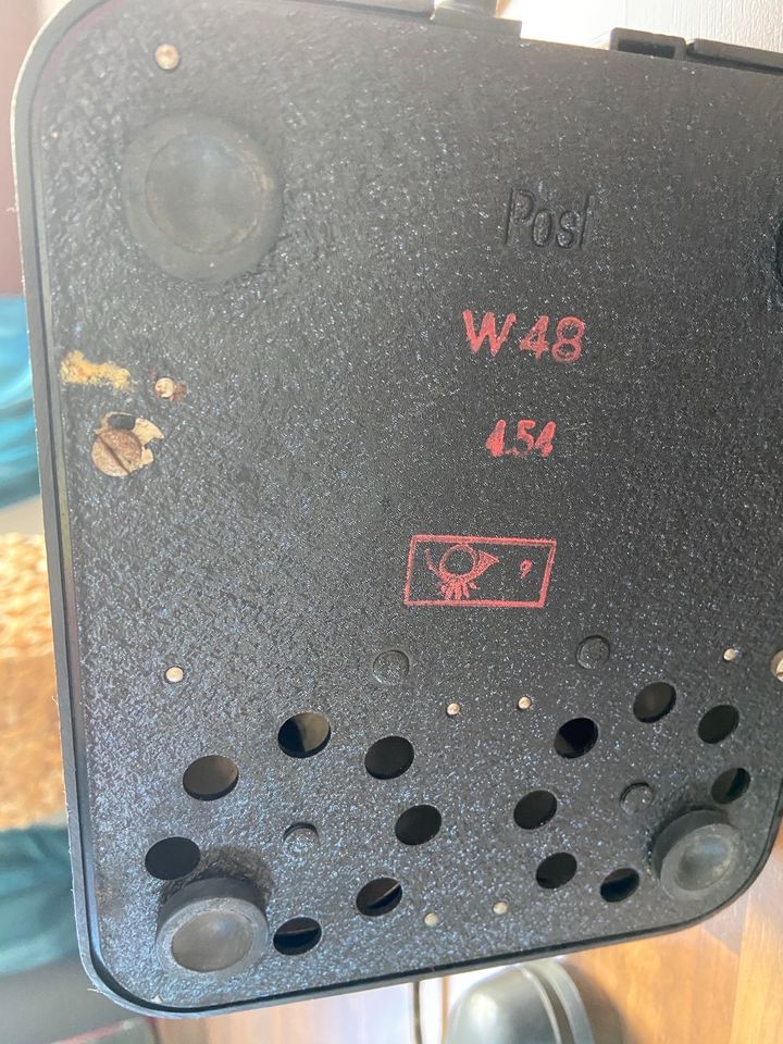 Telefon W48 schwarz Wählscheibe Retro / vintage in Wirges  