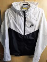 NIKE Damen Laufjacke Gr. S Neu und ungetragen Berlin - Hellersdorf Vorschau