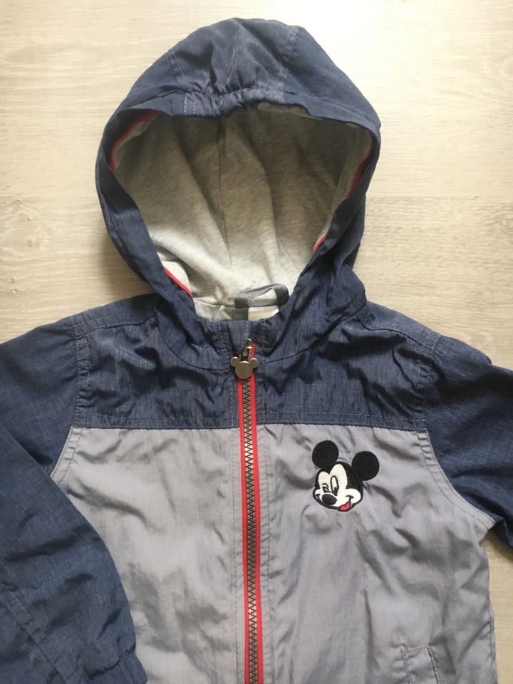 Mickey Mouse Jacke Übergangsjacke Jungen Gr. 92 *Super Zustand* in Krostitz