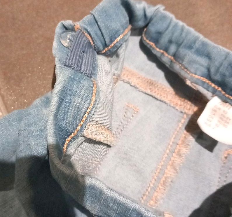 Süße Jeans H&M in Celle