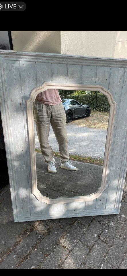 Spiegel aus Holz in Bielefeld