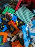 Bunte Lego Kiste zu verkaufen Sachsen - Bannewitz Vorschau