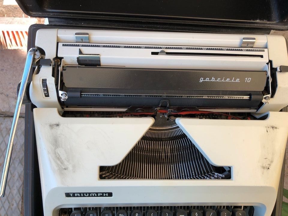 Schreibmaschine Triumph Gabriele 10 in Dillingen (Saar)
