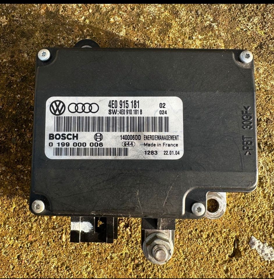 Audi A8 D3 4E Batteriemanagement/ Steuergerät in Herne