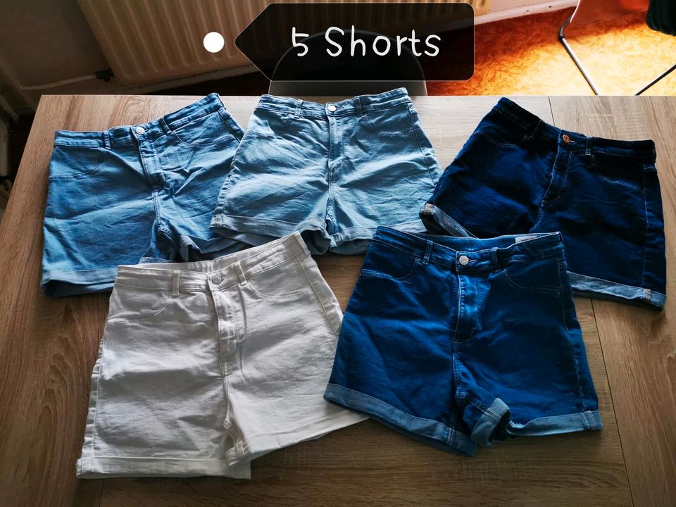 Jeans Shorts in Berlin