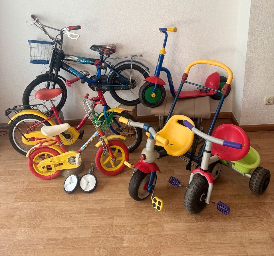 Kinder Fahrrad-Roller-Laufrad-Dreirad in Zeesen