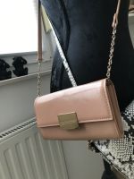 Kleine Handtasche beige Niedersachsen - Oldenburg Vorschau