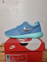 NEU - SIZE 37,5 - NIKE ROSHERUN ROSHE ONE SNEAKER Hessen - Hanau Vorschau