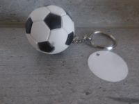 Kleiner Fußball als Anhänger für Schlüssel oder Rucksack Berlin - Reinickendorf Vorschau