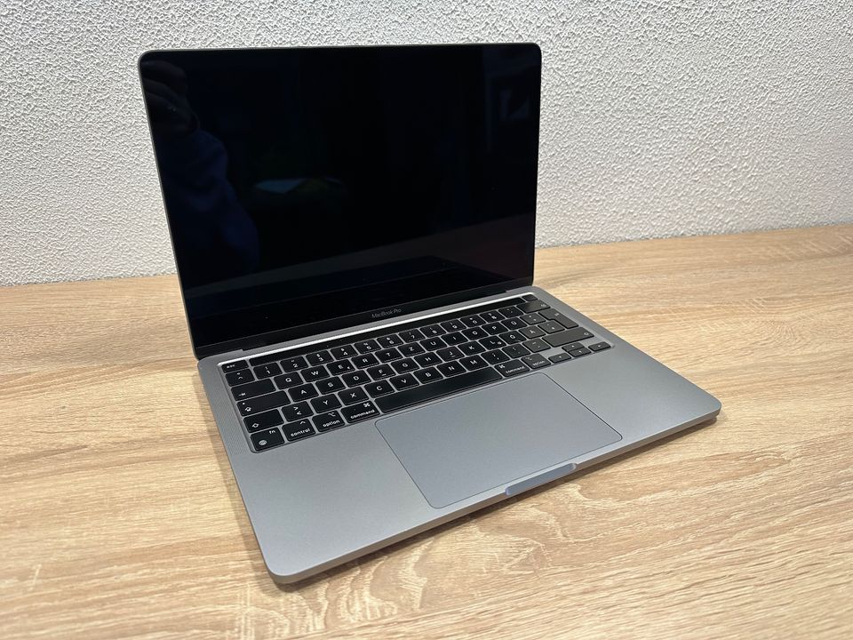 MacBook Pro A2338, 329 Ladezyklen in Keltern
