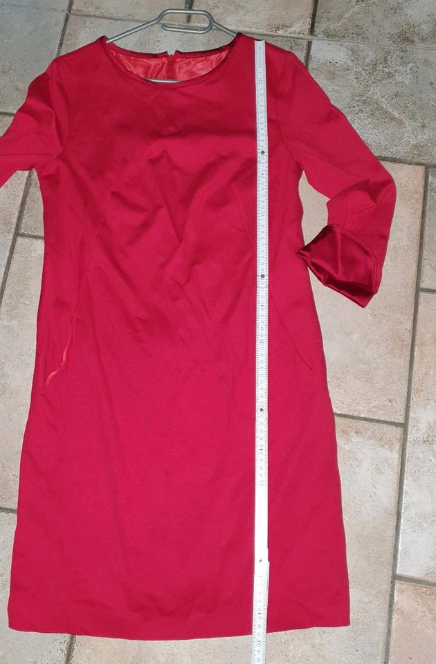 Neue marc cain kleid Gr 3 rot Abendkleid Weihnachten Silvester in Düsseldorf