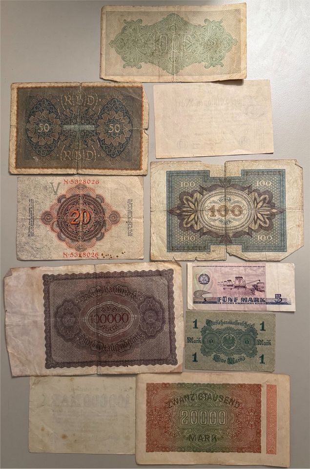 Historisches Geld Reichsmark in Hamburg