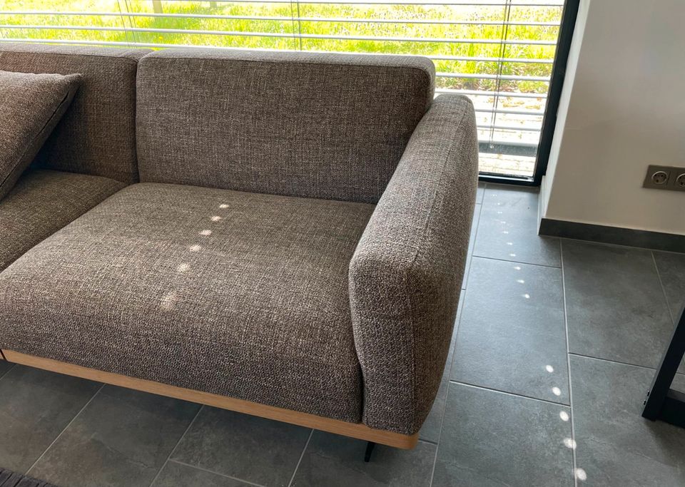 PG22 Sofa, Modell CRATE Corner, Stoff, schlamm, neu! in Rheda-Wiedenbrück