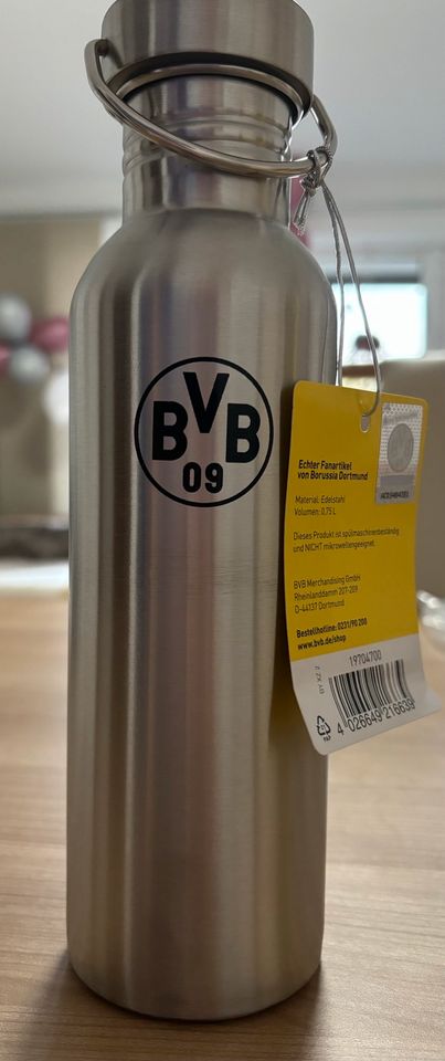 neue BVB-Edelstahl-Trinkflasche in Herne