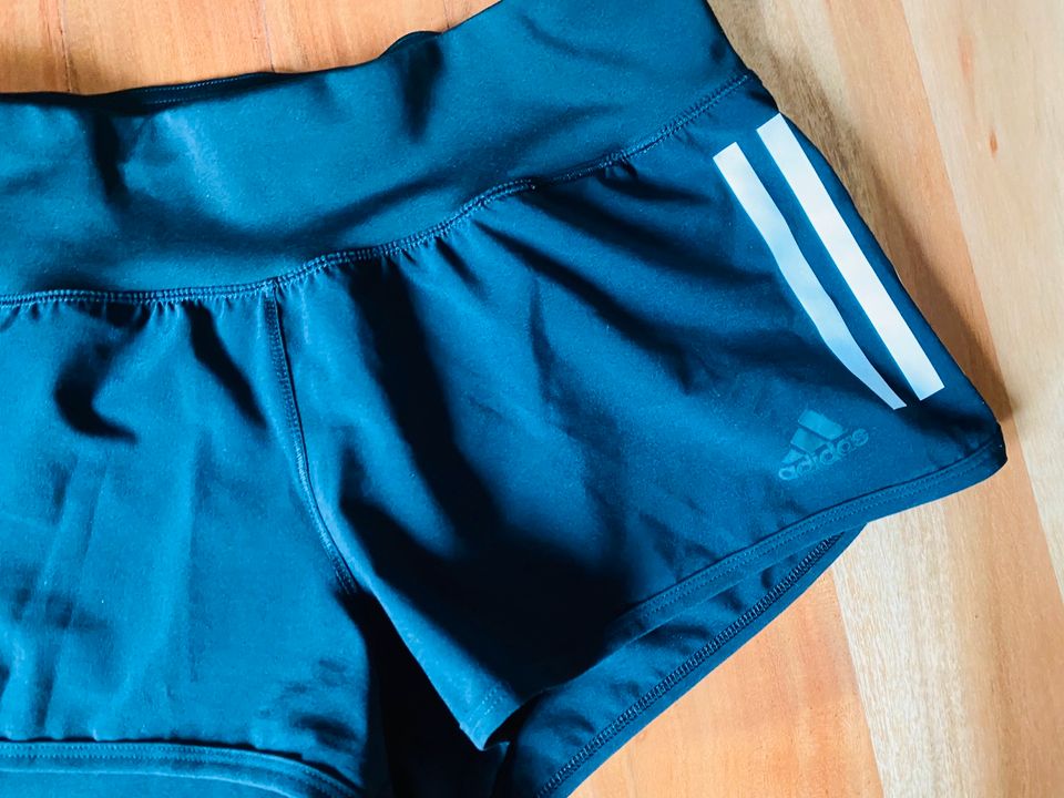 Adidas Shorts Größe S Schwarz Damen Fitness Sport Frauen Gym in Erfurt