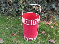 Schirmständer rot weiß vintage antik shabby-chic Korb Niedersachsen - Staufenberg Vorschau